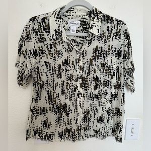 Women’s For The Republic Abstract Camo Button-Up Top Size M
